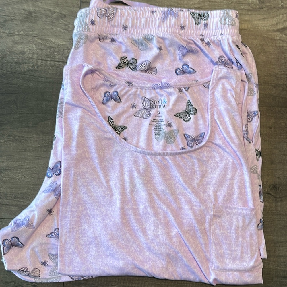 2piece women’s 3x tank and shorts pajama set.